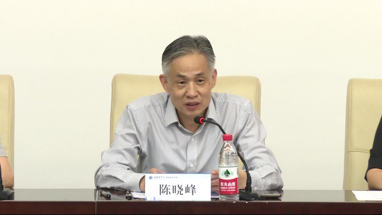 陈晓峰向全体毕业生致辞.png