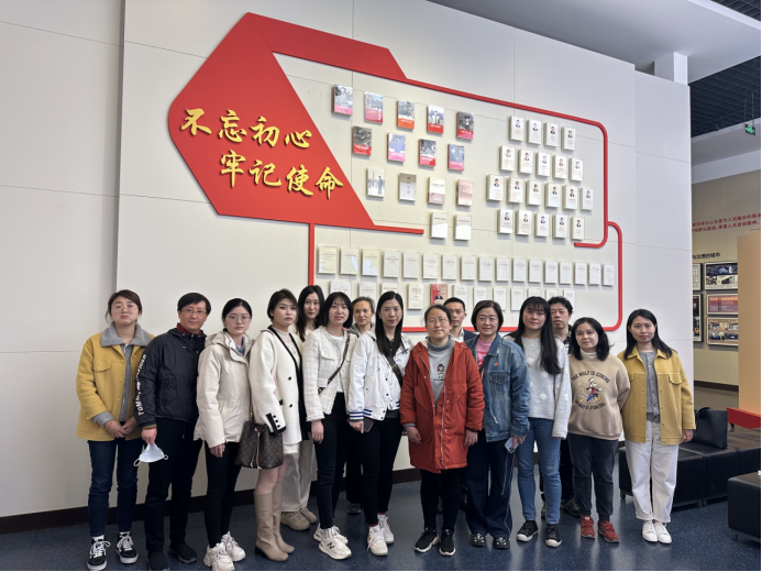 支部参观学习2 支部参观学习2